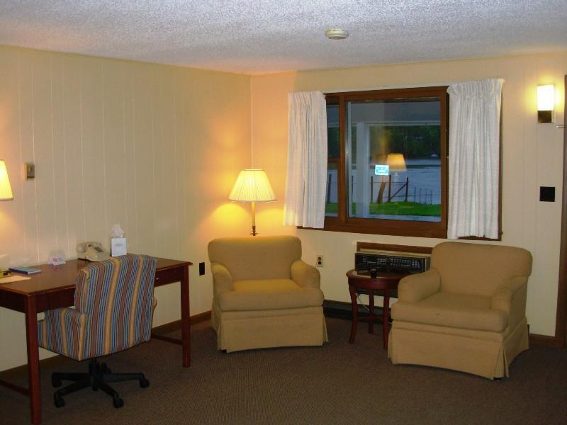 Red Carpet Inn On The Lake - Oneonta Cameră foto
